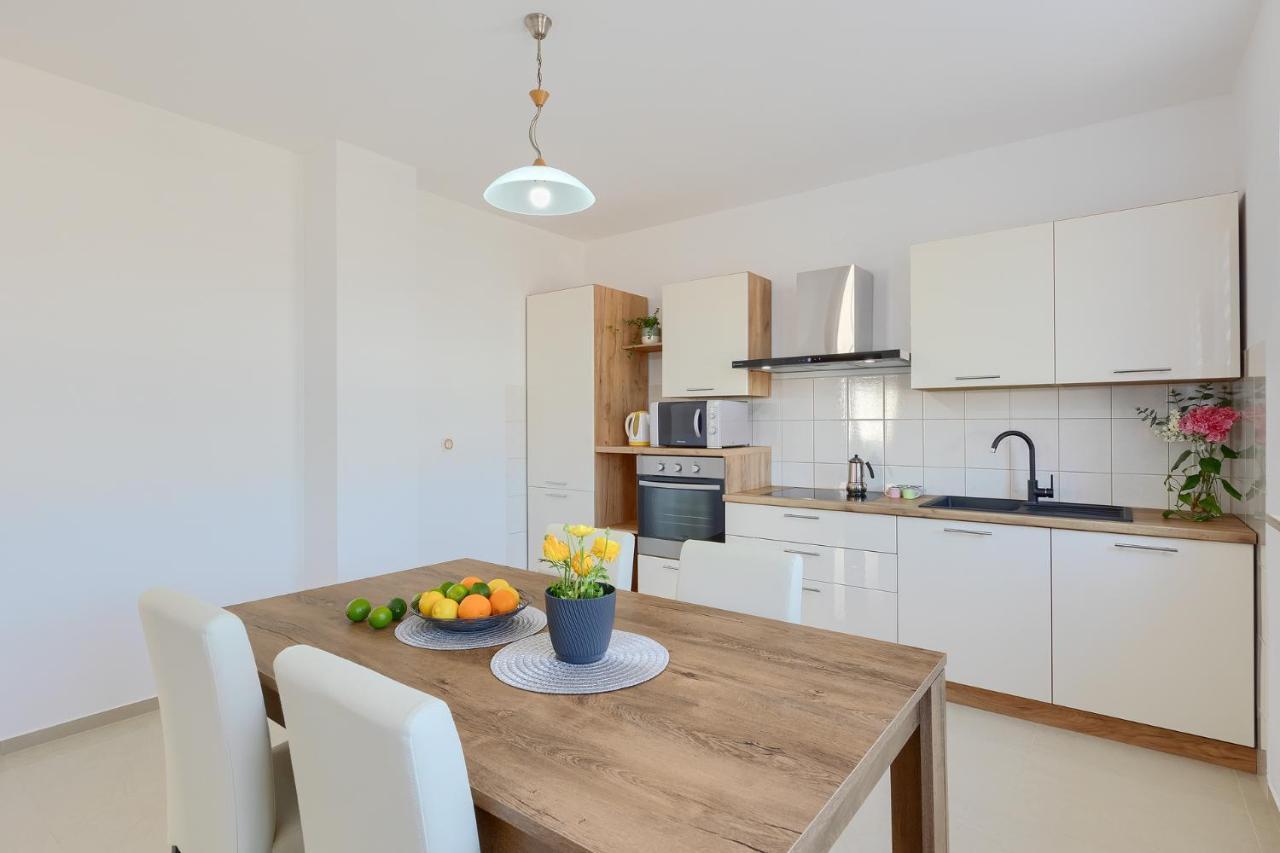 Apartment Christina Pula Zewnętrze zdjęcie
